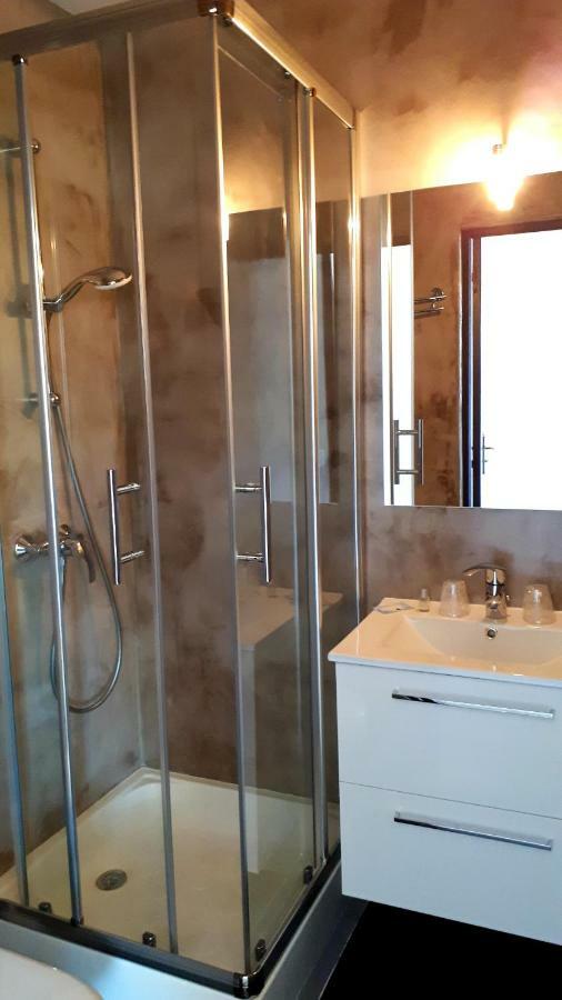 Hotel Restaurant L'Escale Le Grau-d'Agde ภายนอก รูปภาพ