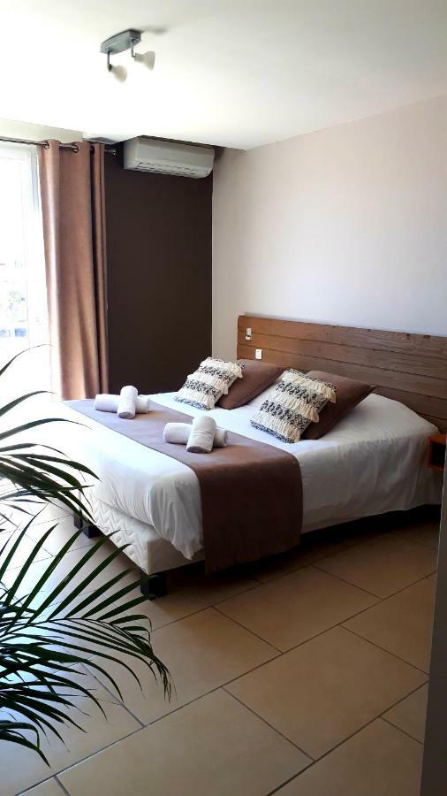 Hotel Restaurant L'Escale Le Grau-d'Agde ภายนอก รูปภาพ